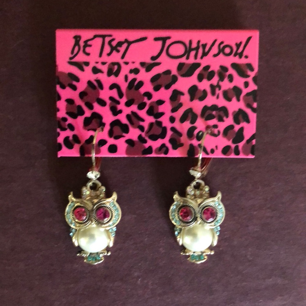 Betsey Johnson Pearl Critter Owl Drop Earrings - Picture 2 of 3
